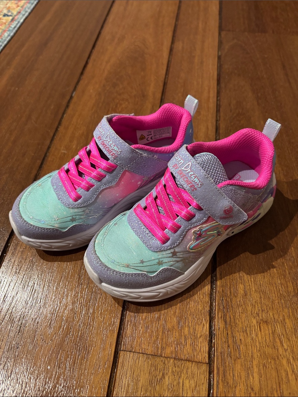 Skechers Kids Unicorn Dreams Light-Up Sneakers in Pink and Mint Sz 11 Like New